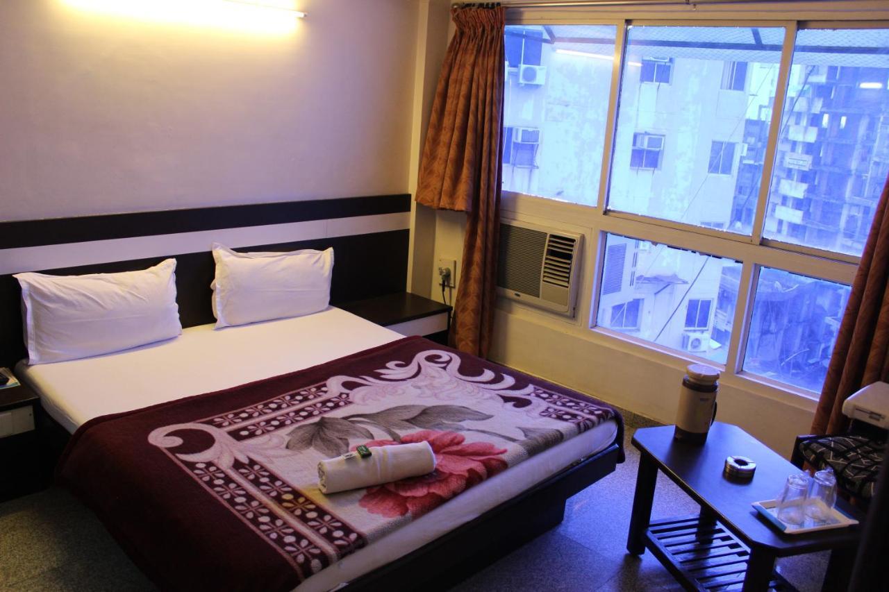 Hotel Alpha Vadodara Eksteriør billede